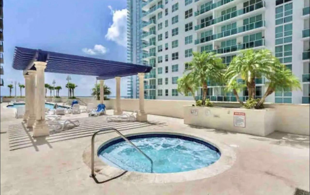Stunning 2Br Condo Brickell-Waterviews-Freeparking Miami Ngoại thất bức ảnh
